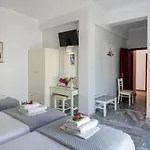 Irene - Beachfront Hotel 2*