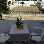 Irene - Beachfront 2*