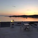 Irene - Beachfront 2*