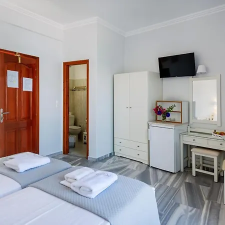 Irene - Beachfront Páros