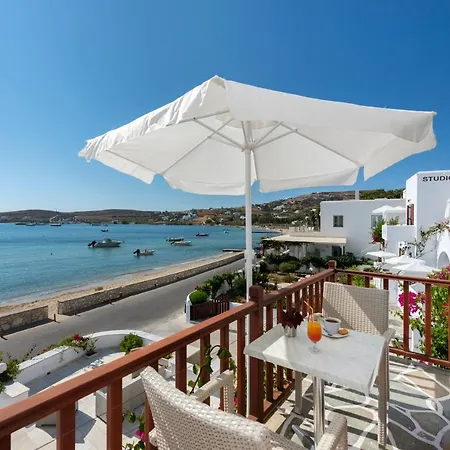 Irene - Beachfront Hotel Parikia (Paros)