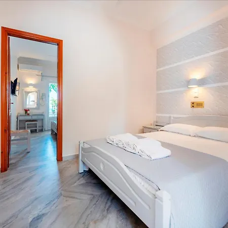 Irene - Beachfront 2* Parikia (Paros)