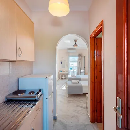 Irene - Beachfront Parikia (Paros)
