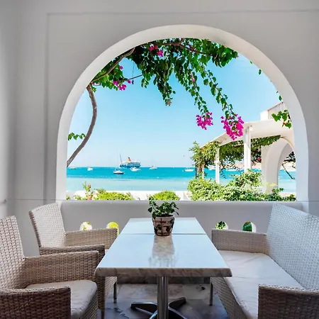 Irene - Beachfront Hotel Parikia (Paros)