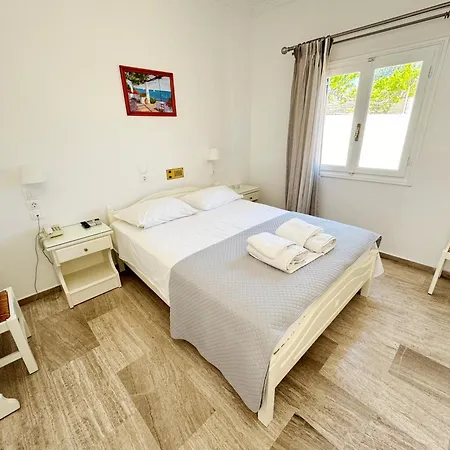 Hotel Irene - Beachfront