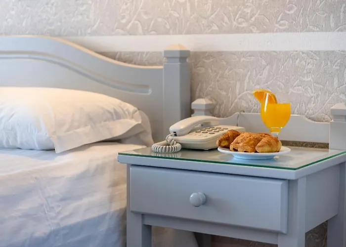 Irene - Beachfront ホテル