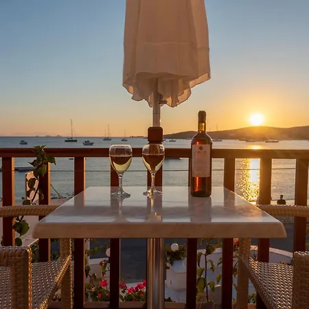 Hotel Irene - Beachfront 2*