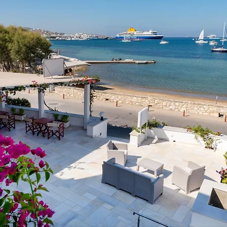 فندق Irene - Beachfront 2*