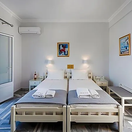 Irene - Beachfront Hotel 2*