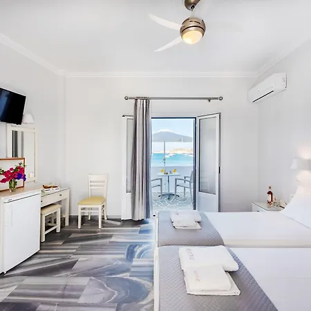 Irene - Beachfront فندق 2*