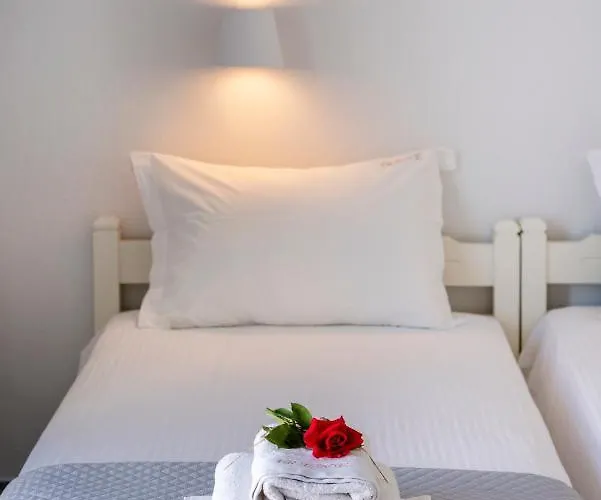 Irene - Beachfront Hotel Páros