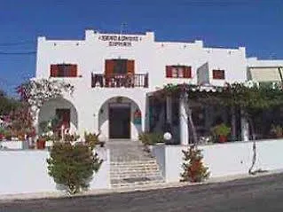 Irene - Beachfront Hotel Páros